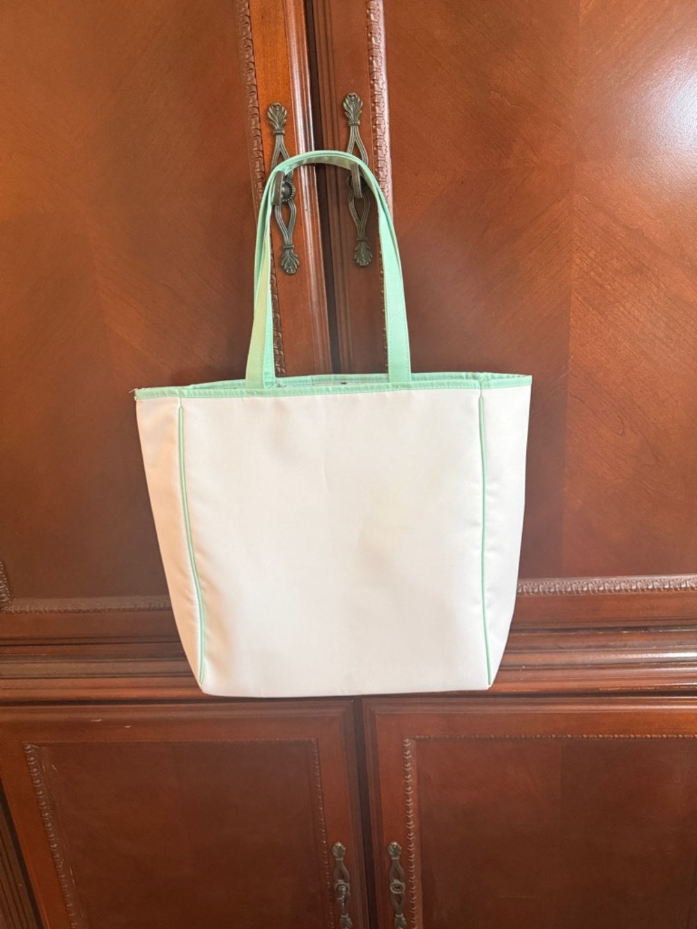 Kate Spade New York NWT + Clinique Lipstick Tote Bag Limited Edition Collab cute - Picture 5 of 10